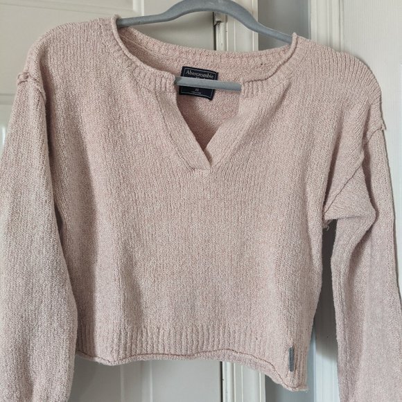 Abercrombie & Fitch Sweaters - Abercrombie and Fitch Crop Pink Sweater Size XS